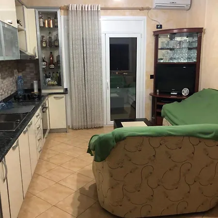 Aron Apartment Vlore